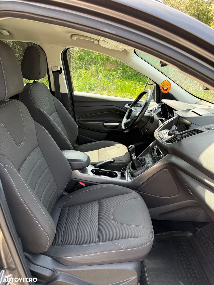 Ford Kuga 2.0 TDCi 2x4 SYNC - 6