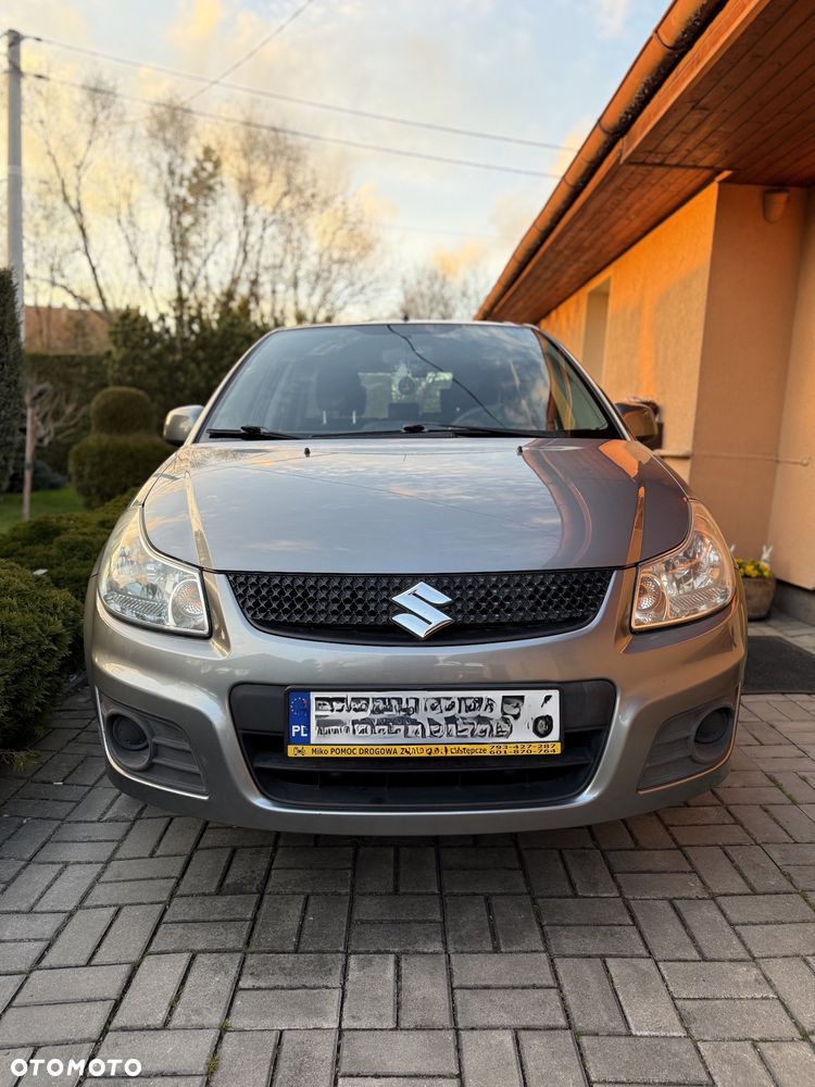 Suzuki SX4 Classic 1.6 VVT Automatik 4x2 Comfort - 1