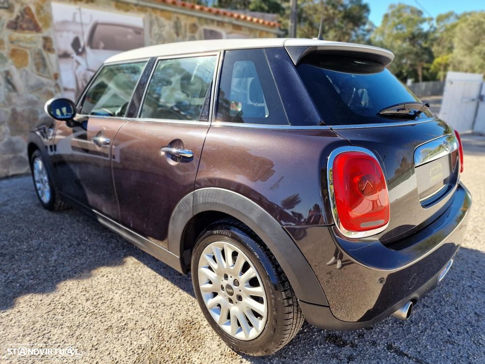 MINI 5 Portas Cooper D - 23