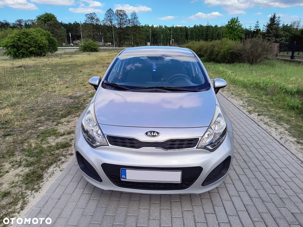 Kia Rio 2013 photo 2