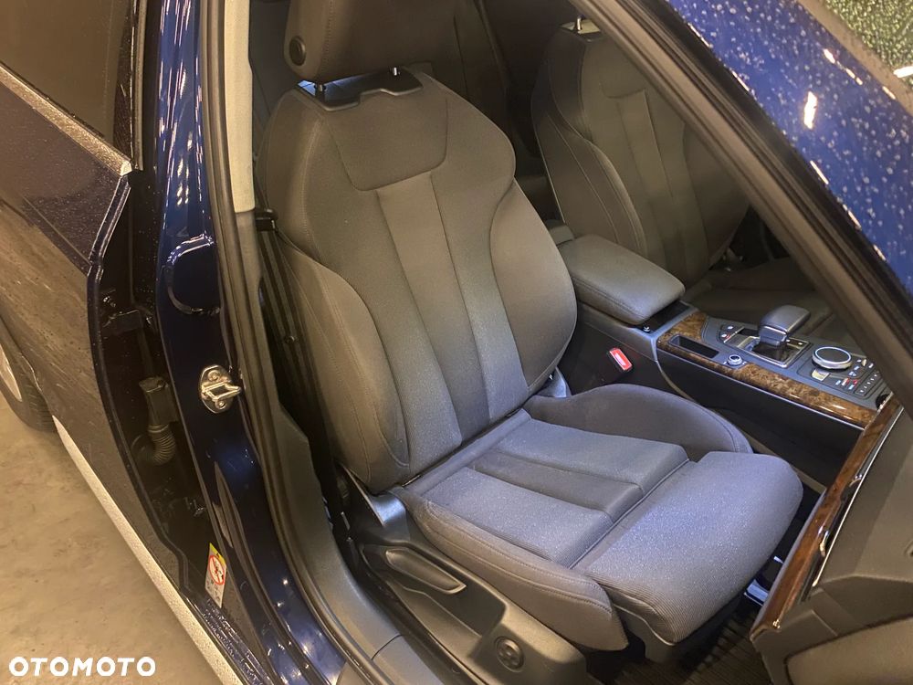 Audi A4 Allroad - 13