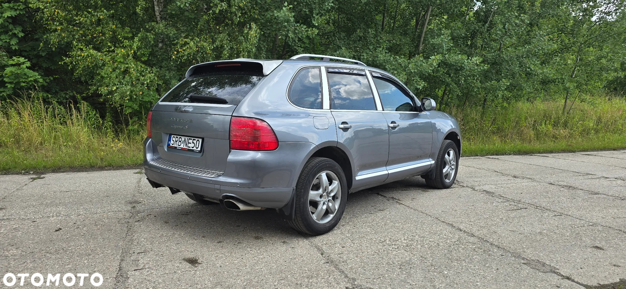 Porsche Cayenne - 4