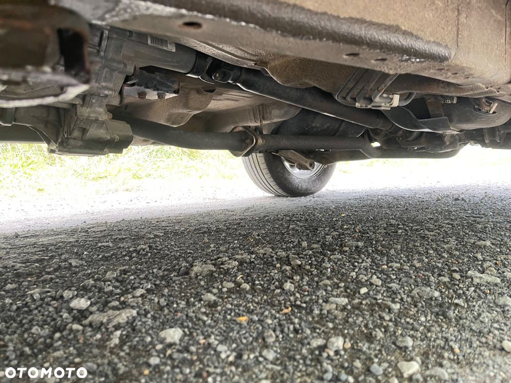 Suzuki Grand Vitara 1.9 DDiS Premium - 23