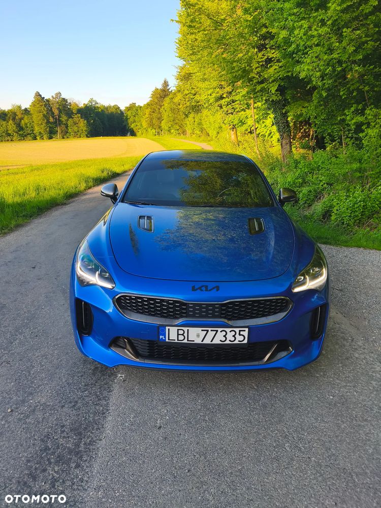 Kia Stinger - 2