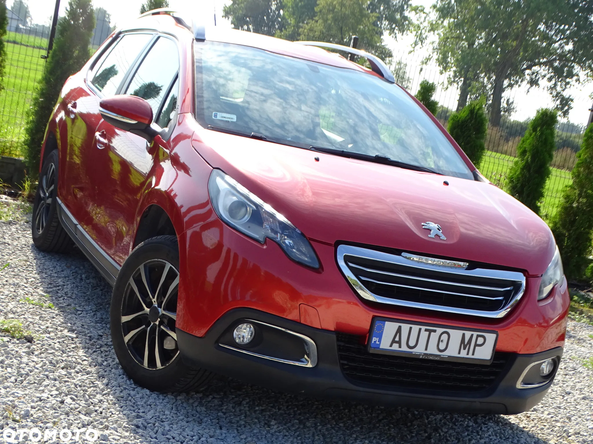 Peugeot 2008 1.2 Pure Tech Allure S&S - 27