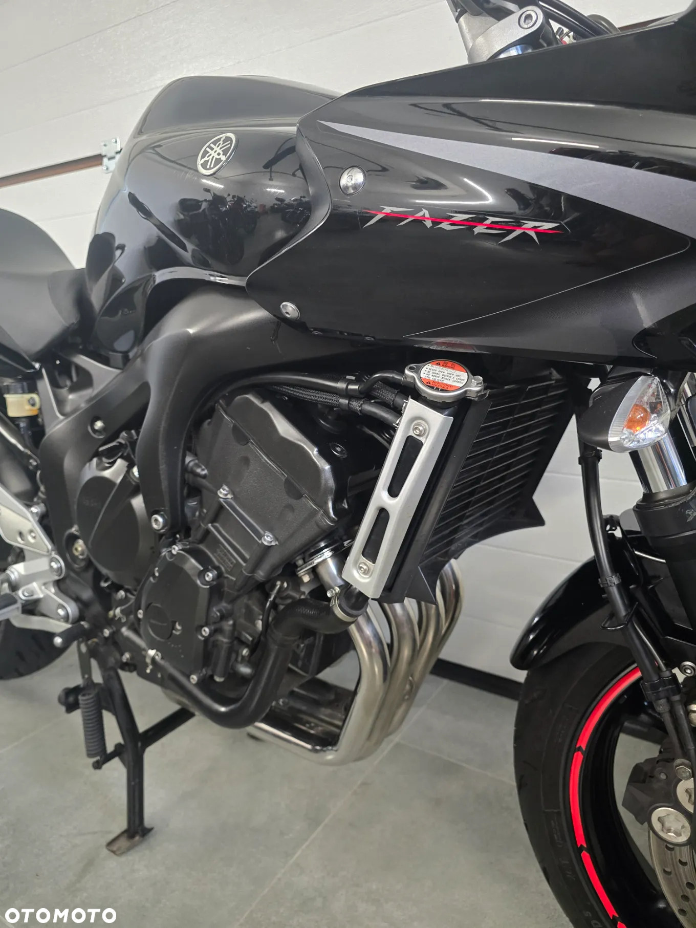 Yamaha FZ6 - 5