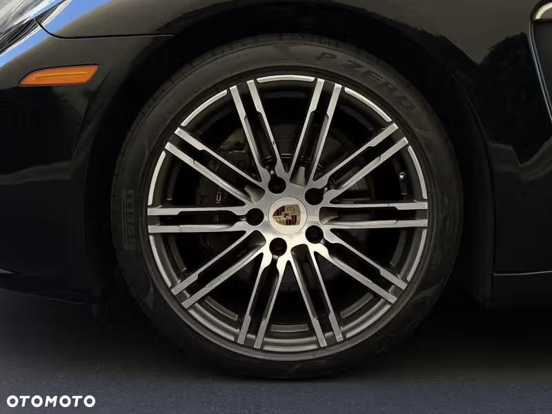 Porsche Panamera 4 PDK - 18