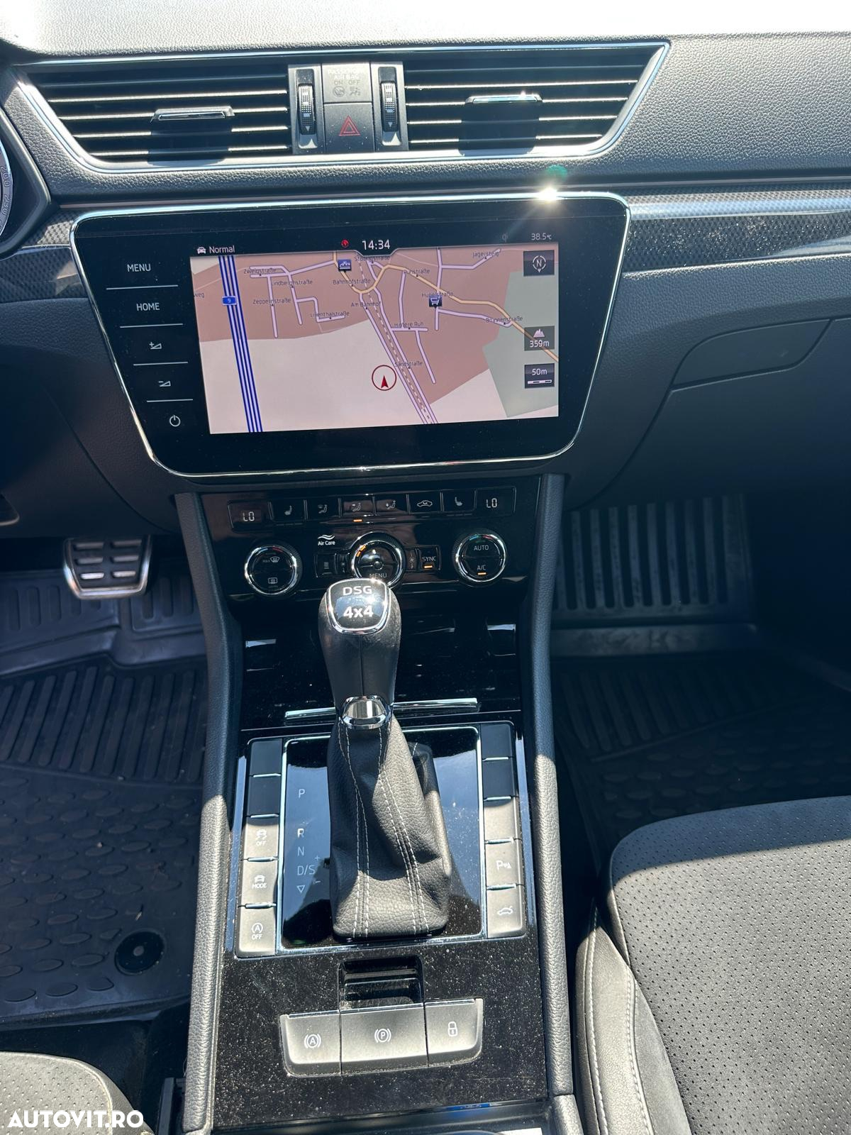 Skoda Superb 2.0 TDI 4X4 DSG Ambition - 11