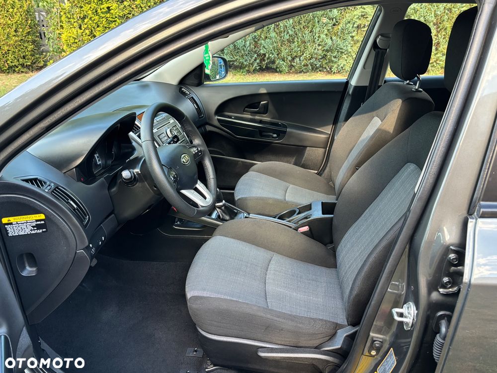 Kia Ceed 1.4 CVVT Vision - 31