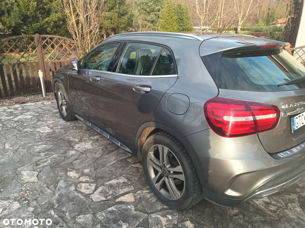 Mercedes-Benz GLA 220 d 7G-DCT UrbanStyle Edition - 5