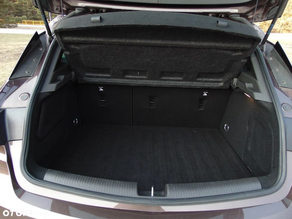 Opel Astra 1.4 Turbo Innovation - 19