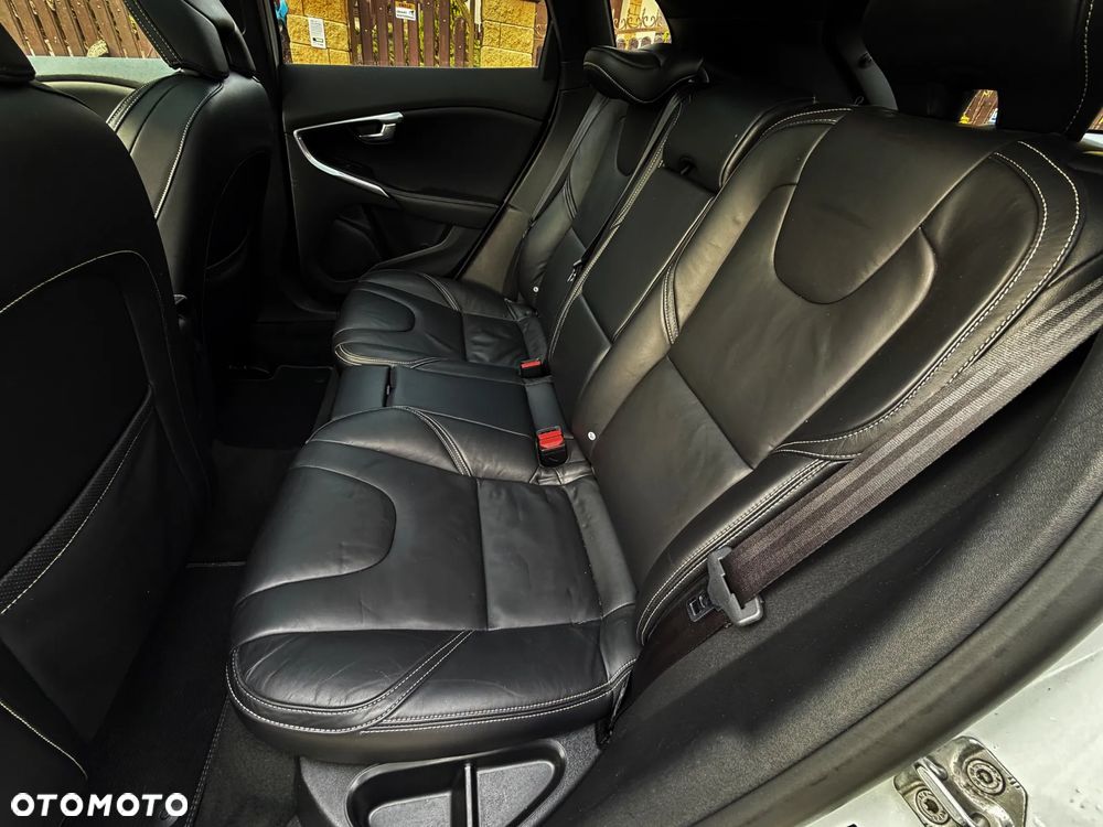 Volvo V40 D3 RDesign - 37