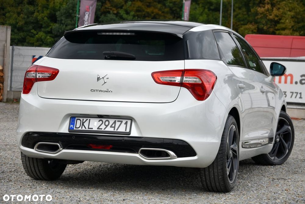 Citroën DS5 HDi 165 SoChic - 16