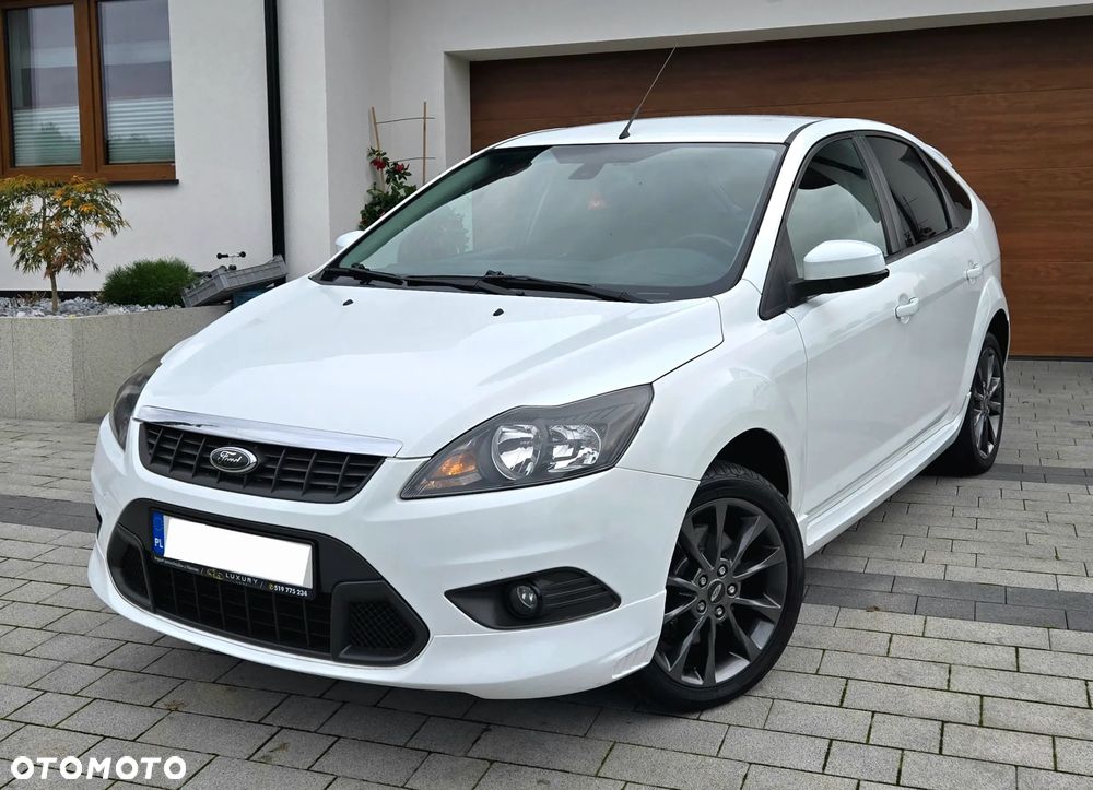 Ford Focus 2.0 16V Titanium - 1