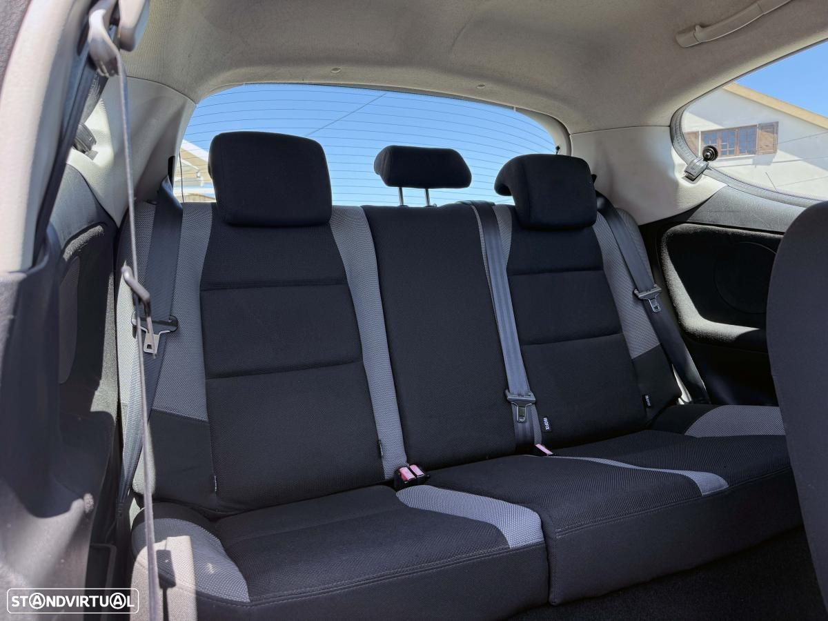 Peugeot 207 1.4 HDi Active - 19