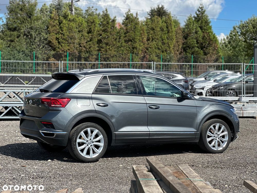 Volkswagen T-Roc - 9