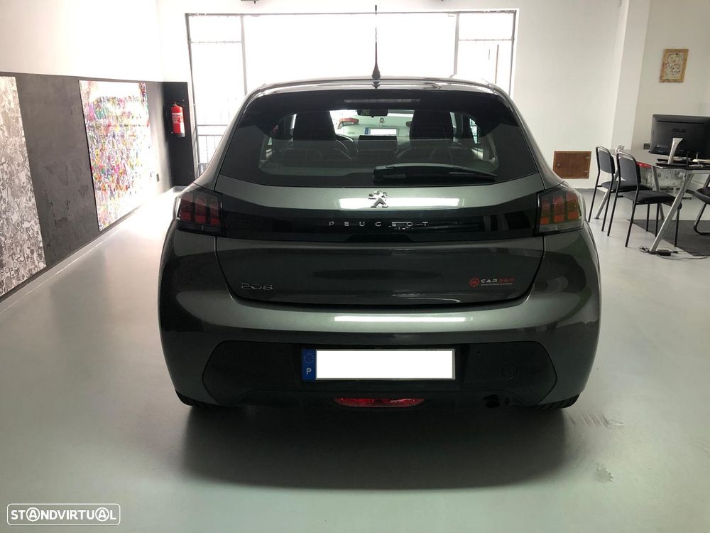Peugeot 208 - 6