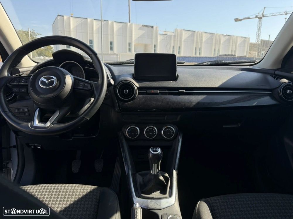 Mazda 2 1.5 Sky-G Evolve Navi - 7