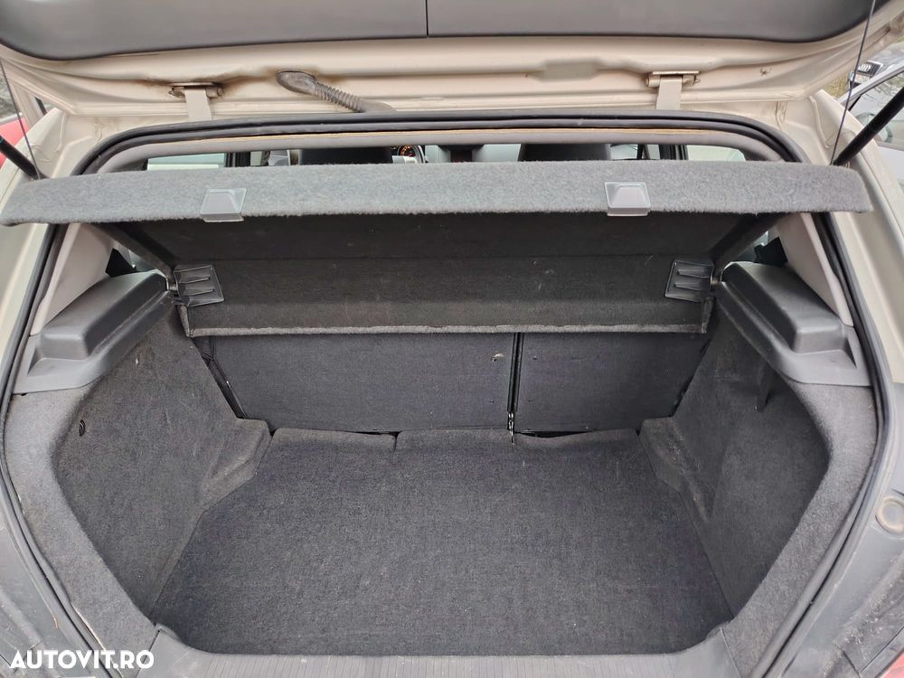 Opel Astra 1.4i Elegance - 24