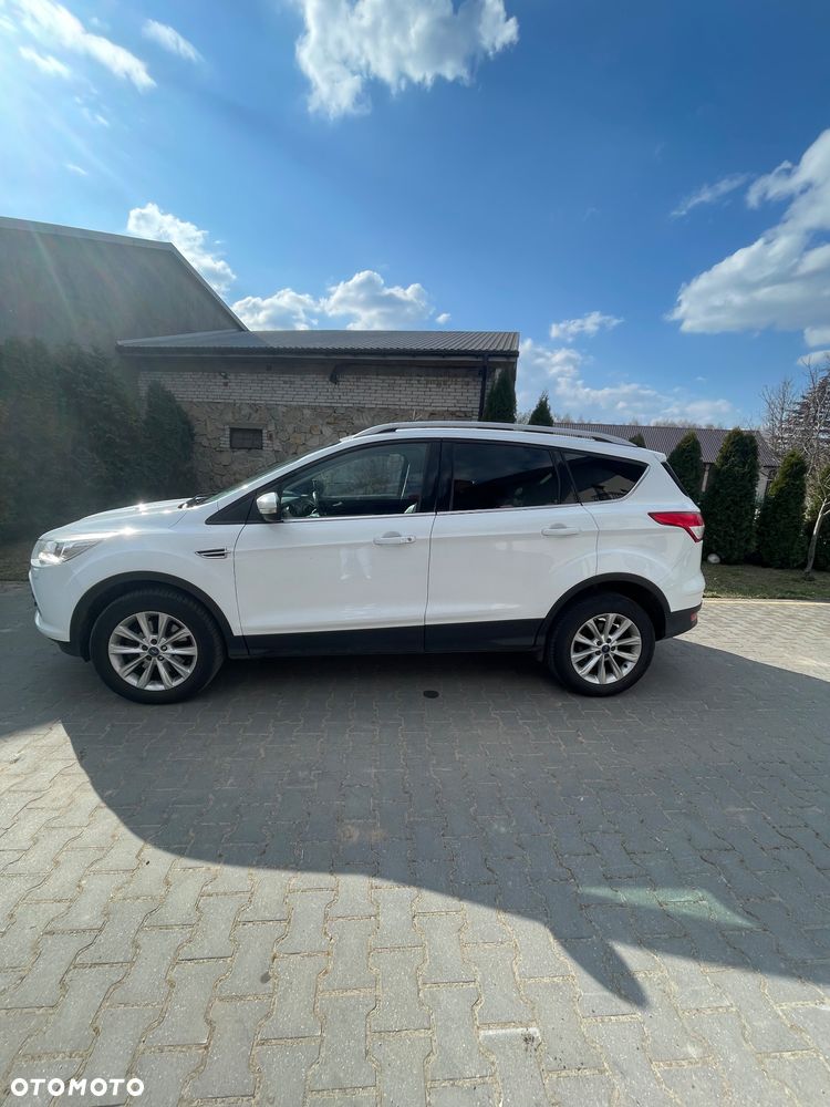 Ford Kuga 2.0 TDCi AWD Titanium - 4