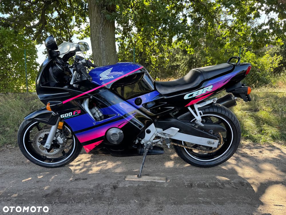 Honda CBR - 7