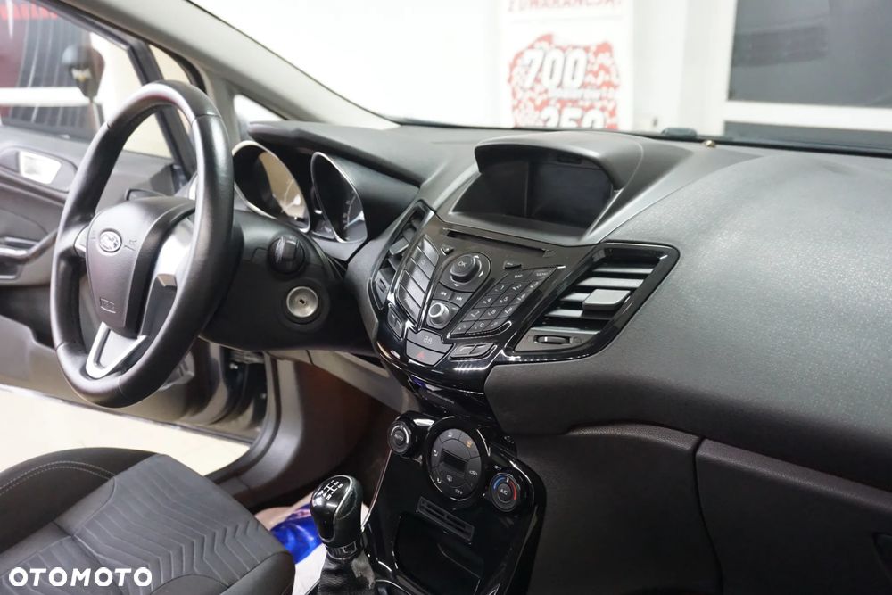 Ford Fiesta 1.4 Trend EU5 - 24