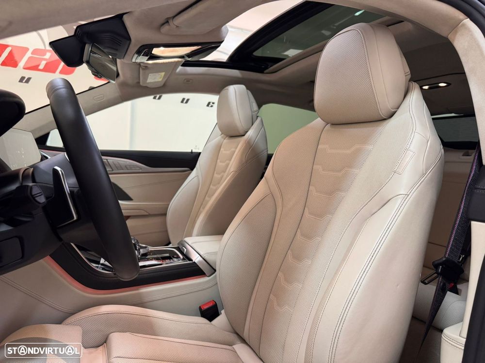 BMW 840 Gran Coupé d xDrive Pack M - 17