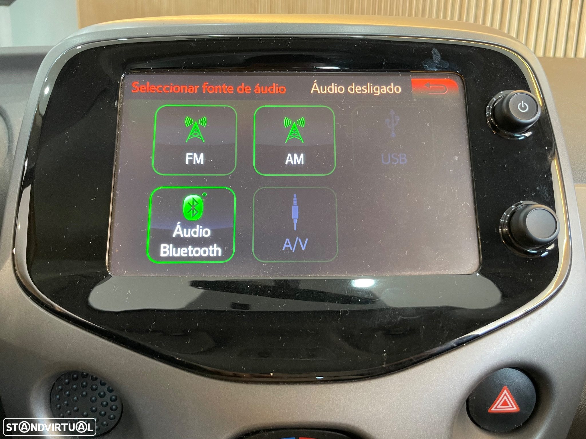 Toyota Aygo 1.0 X-Play Plus MM - 22