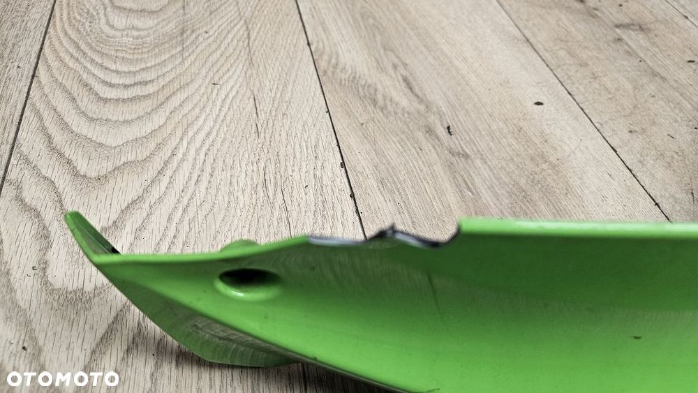 Nakładka zbiornika prawa Kawasaki Ninja ZX-10R 11-15  14092-0788 - 3