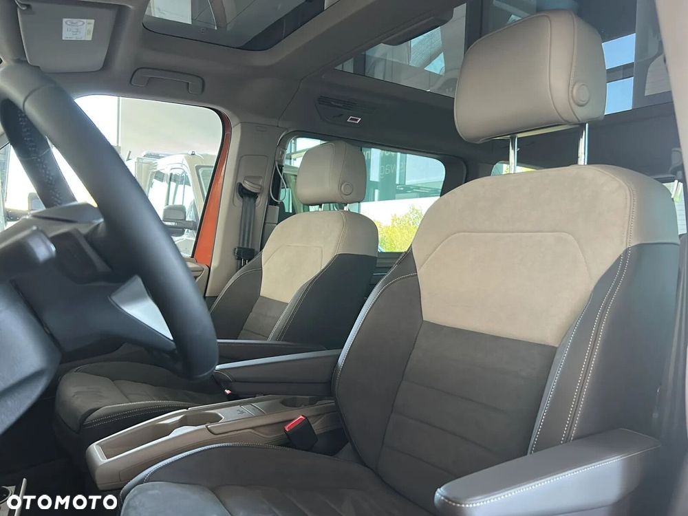 Volkswagen Multivan - 14