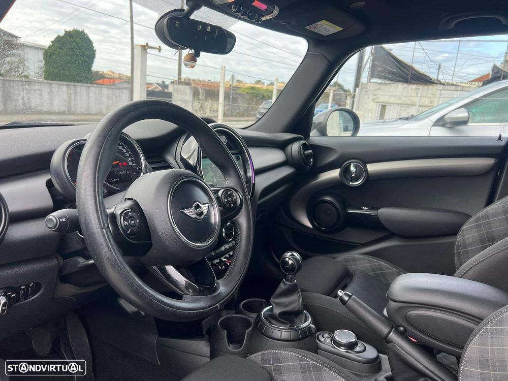 MINI 5 Portas Cooper D - 9