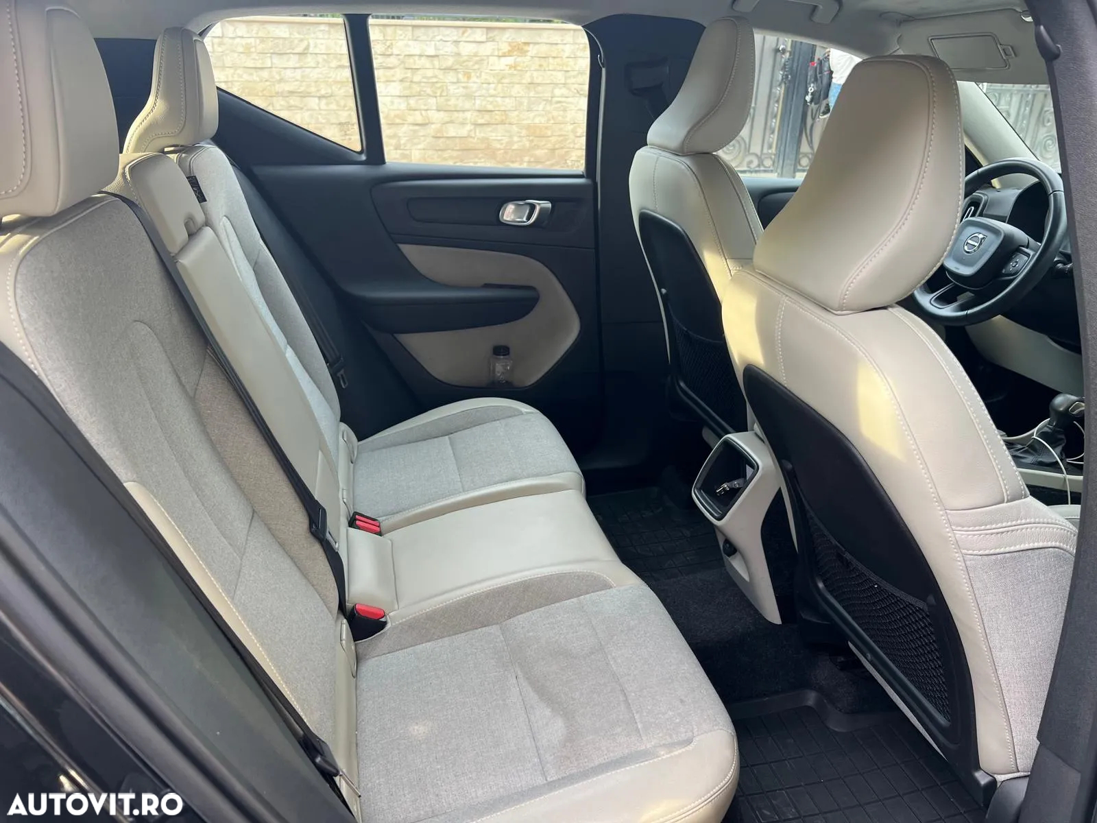 Volvo XC 40 - 5