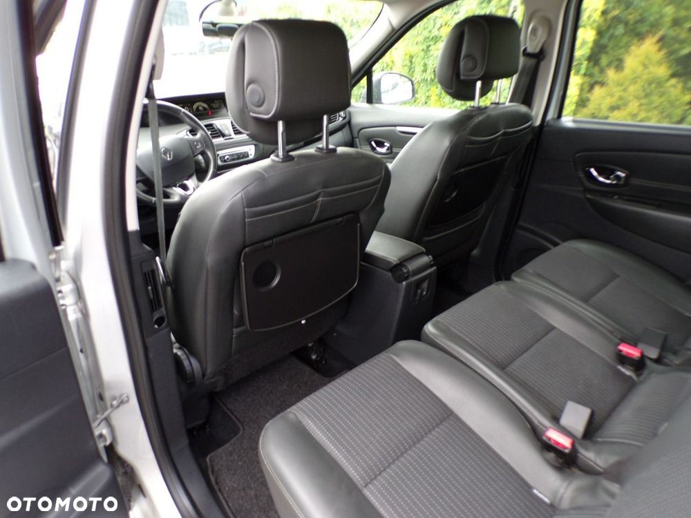 Renault Grand Scenic - 28