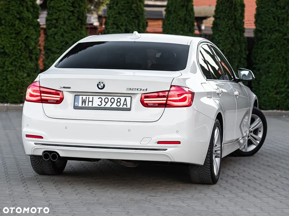 BMW Seria 3 320d xDrive Sport Line Shadow - 13