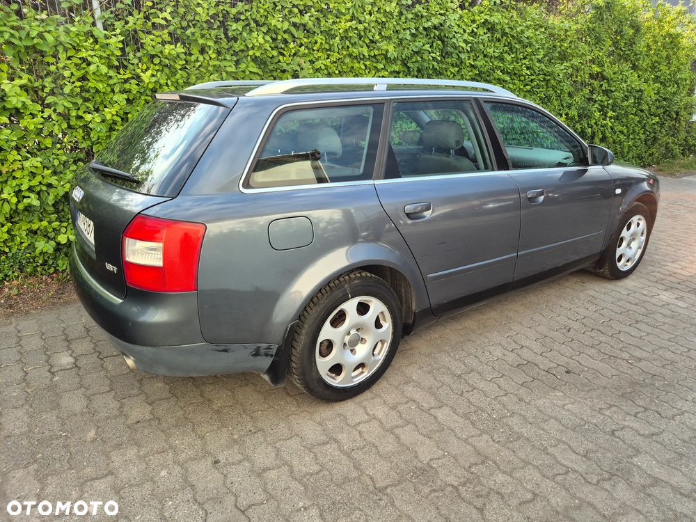 Audi A2 1.6 - 18