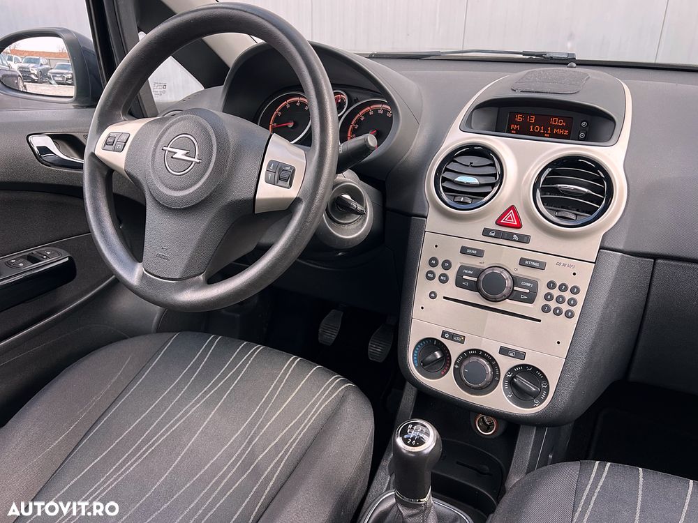 Opel Corsa 1.2 16V - 7