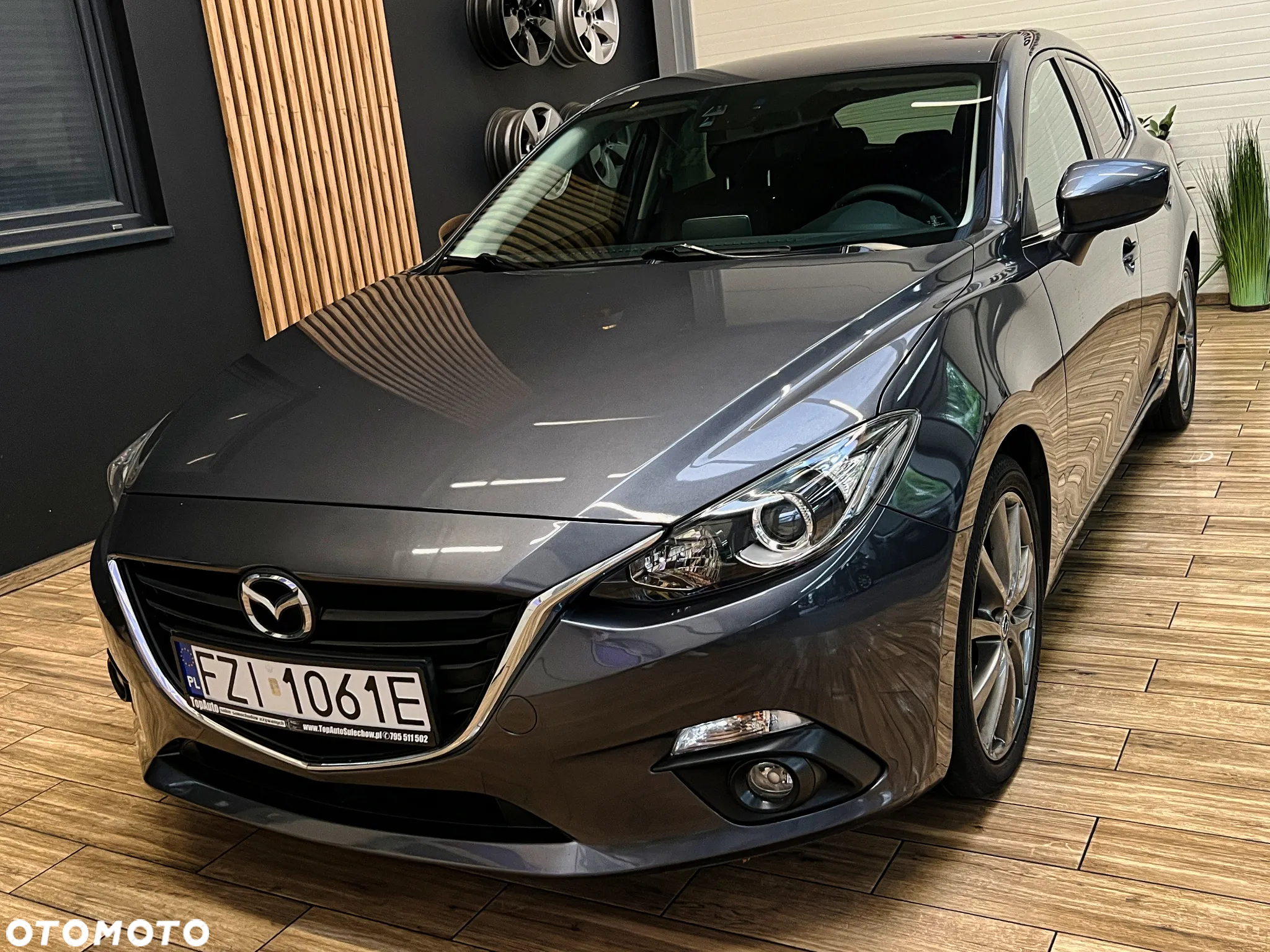 Mazda 3 - 13
