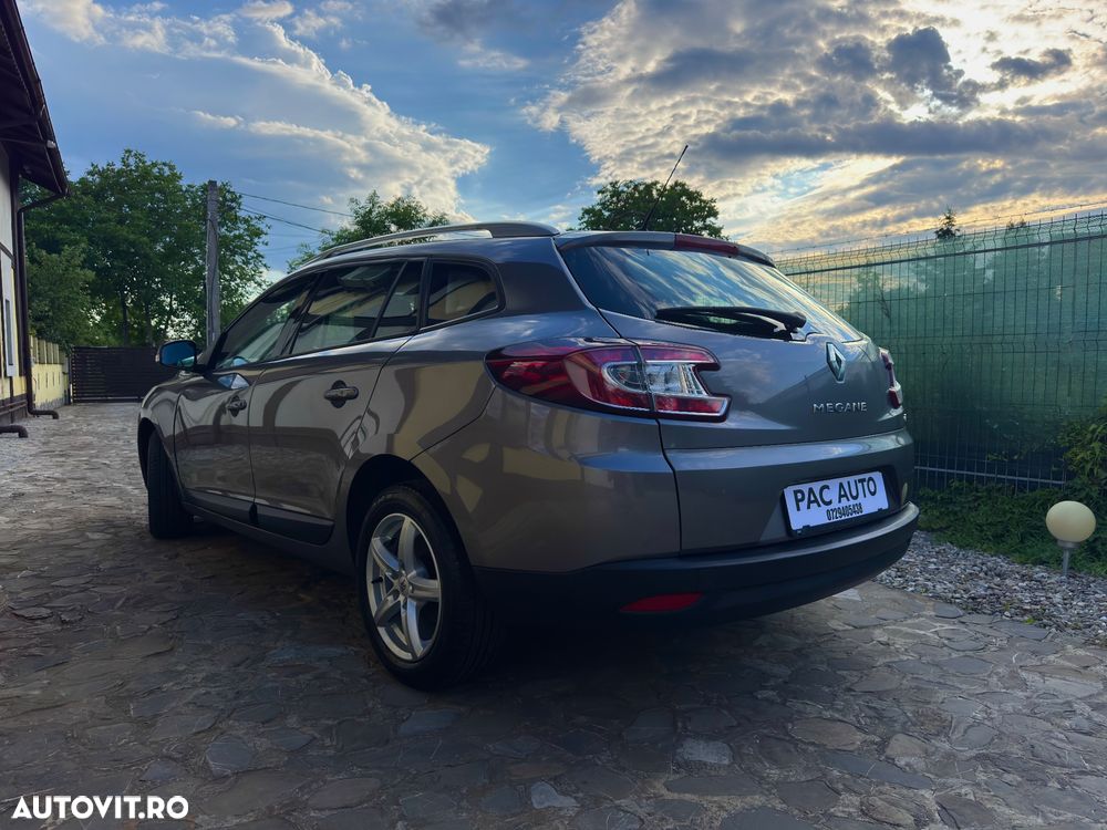 Renault Megane 1.5 dCi Dynamique - 11
