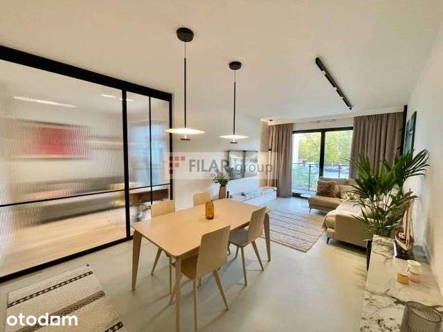 Apartament Dzielna 62, trzy pokoje garaż komórka l