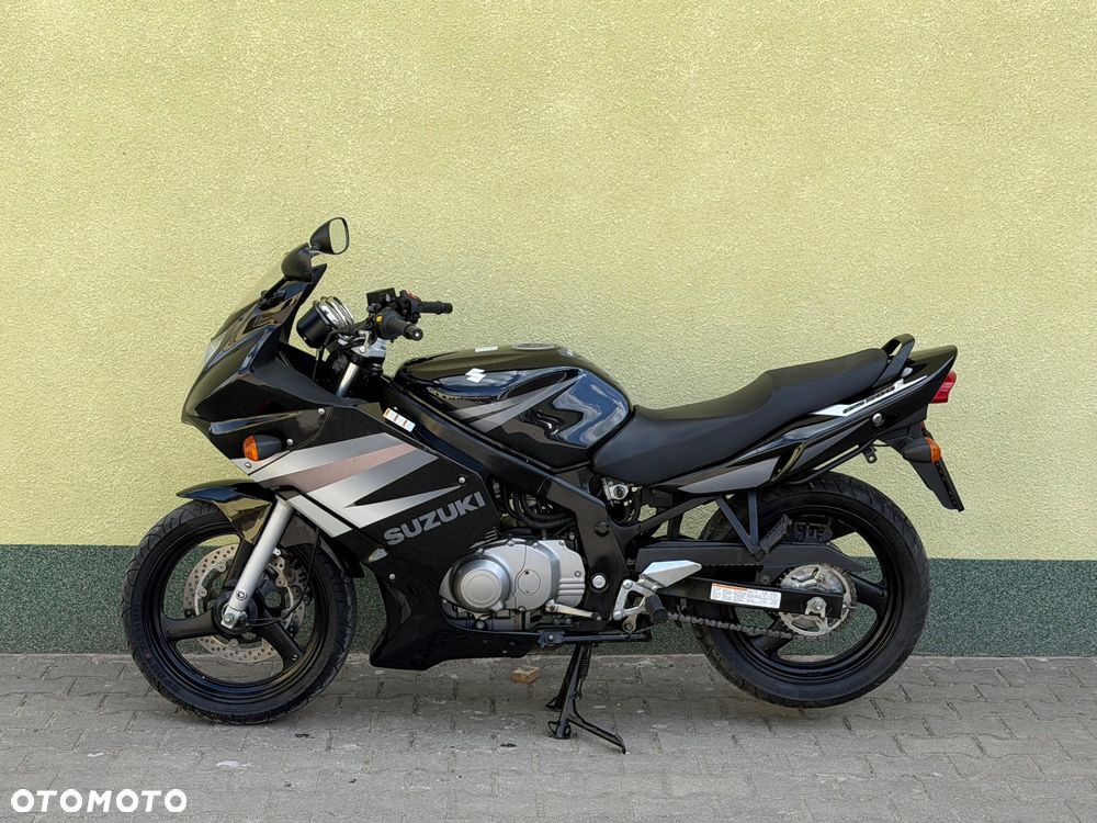 Suzuki GS - 24