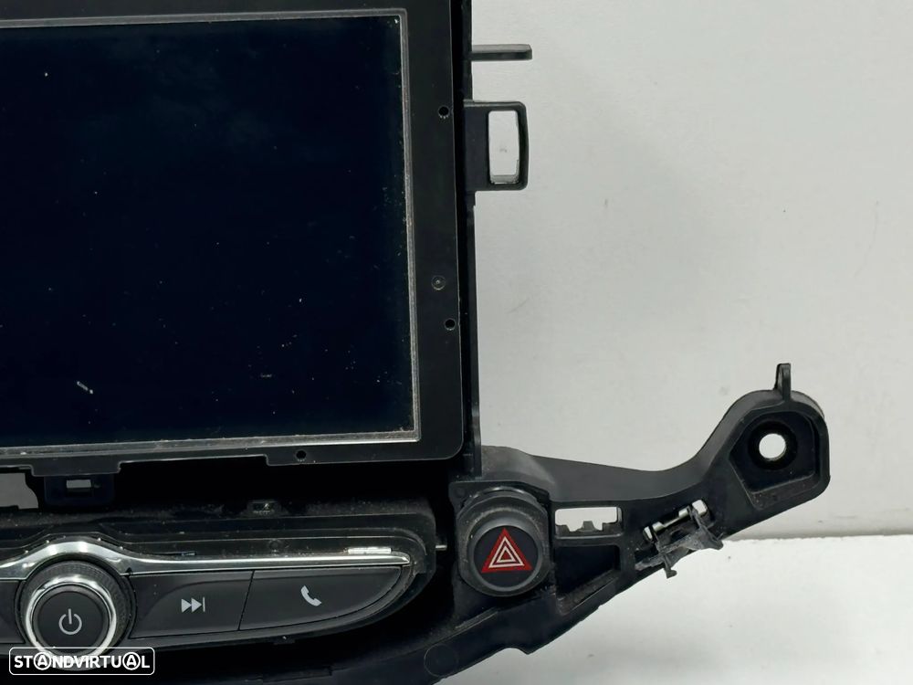 Ecrã / Display - Opel Astra K (2019) - 3