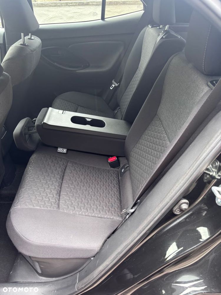 Toyota Yaris Cross Hybrid 1.5 Comfort - 18