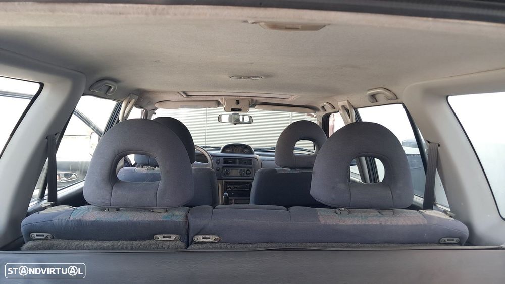 Mitsubishi Pajero Sport 2.5 TD GLS - 30