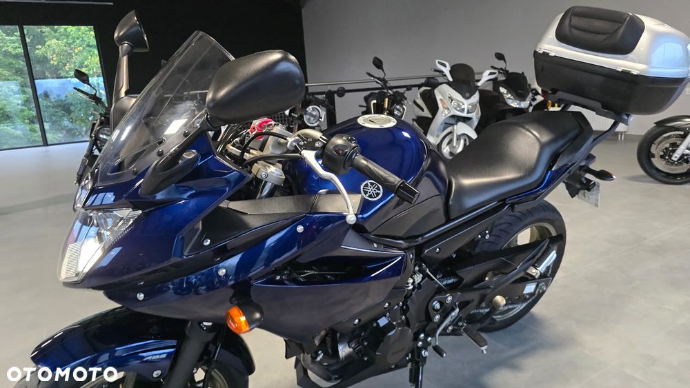 Yamaha XJ - 3