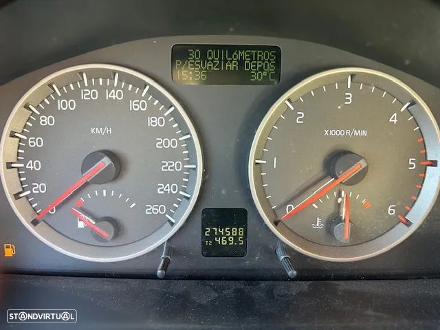 Volvo V50 - 1