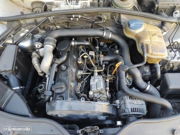 Para Peças Volkswagen Passat (3B2) - 4