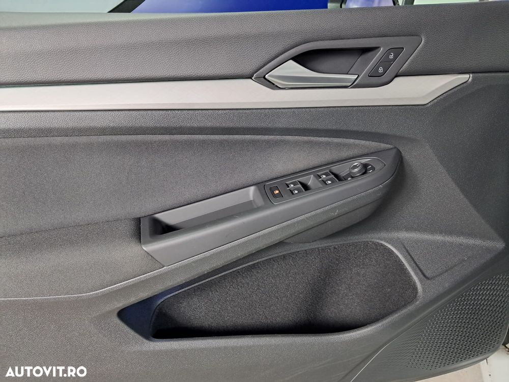 Volkswagen Golf 1.5 TSI ACT Life - 10