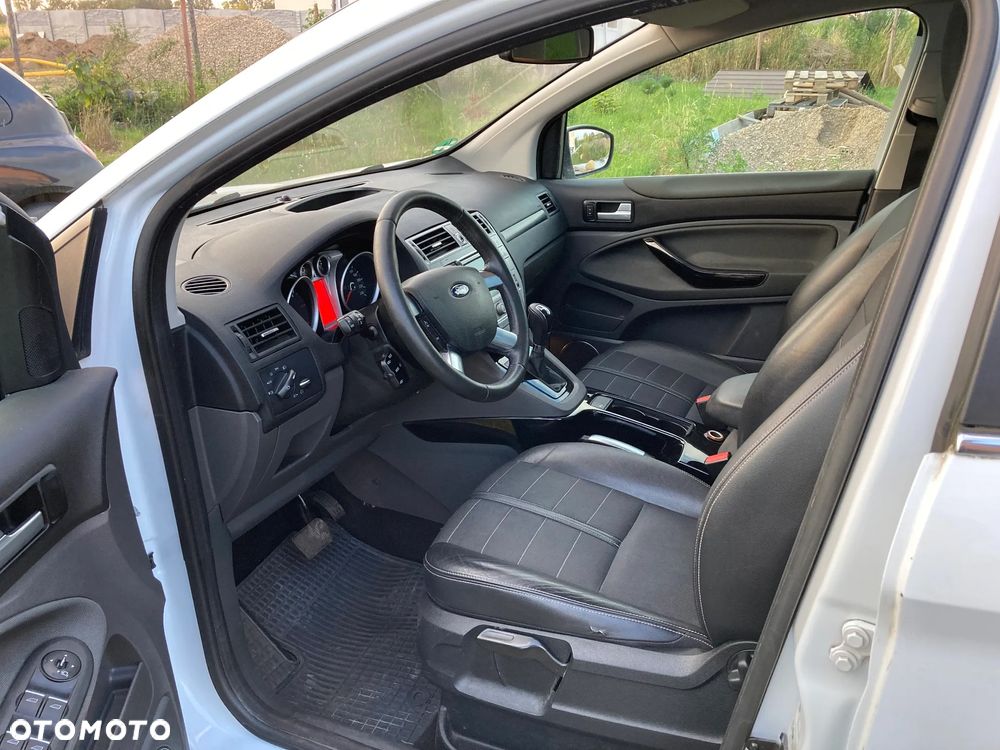 Ford Kuga 2.0 TDCi 4x4 Titanium - 10