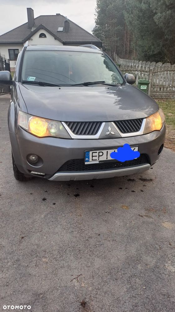 Mitsubishi Outlander 2.0 DID Instyle - 1