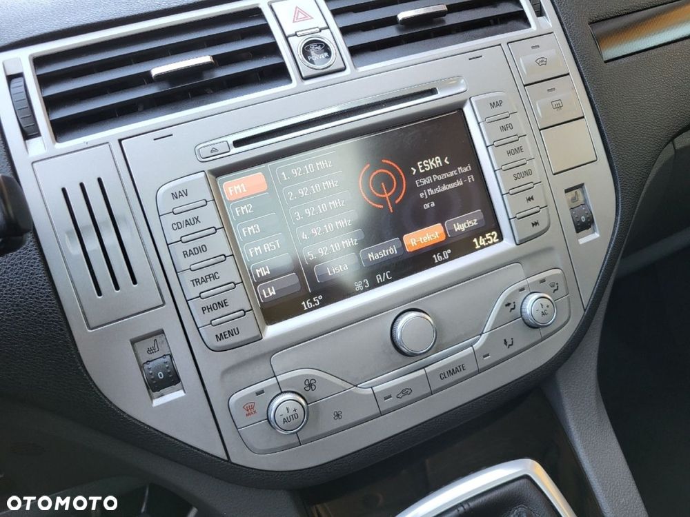 Ford Kuga - 13